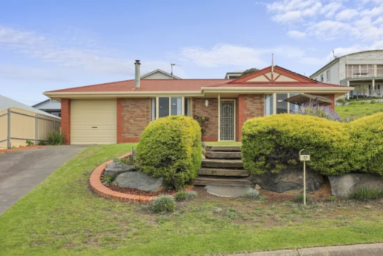 17 Blue Whale Court, Encounter Bay, SA 5211