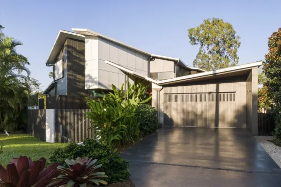 17 Bodalla Street, Norman Park, Qld 4170