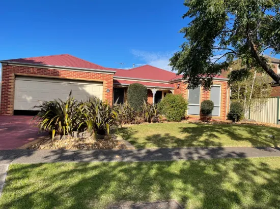 17 Brookville Avenue, Werribee, Vic 3030