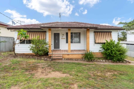 17 Buffier Crescent, Rutherford, NSW 2320