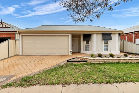 17 Burnside Way, Mildura VIC 3500 - For Rent
