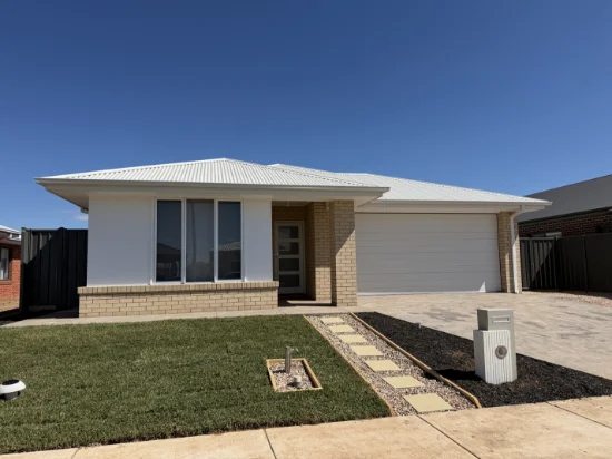 17 Bursaria Street, Echuca, Vic 3564