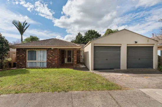 17 Bush Court, Langwarrin, Vic 3910