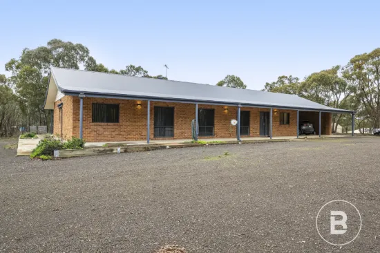 17 Calder Crt, (moonlight Flat), Maryborough, Vic 3465