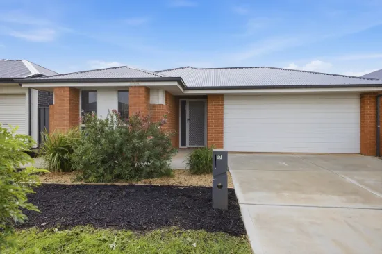 17 Calypso Circuit, Munno Para, SA 5115