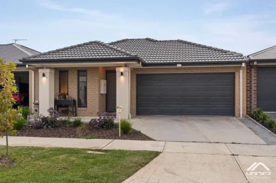 17 Catalonia Way, Berwick, Vic 3806