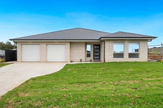 17 Clearview Crescent, Orange, NSW 2800