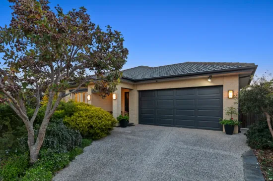 17 Corymbia Circuit, Barwon Heads, Vic 3227