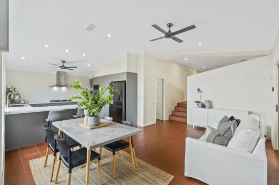 17 Crenshaw Court, Parkwood, Qld 4214-Image