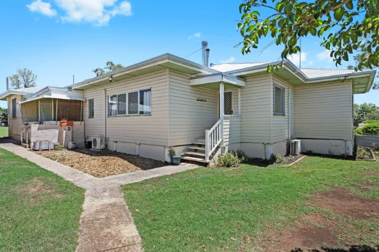 17 Cribb Street, Oakey QLD 4401-Image