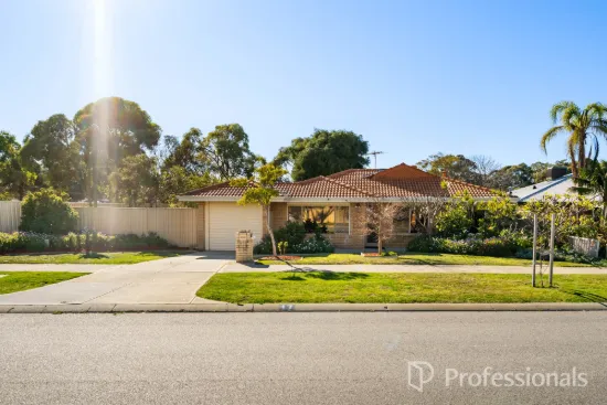 17 Cuthbertson Drive, Cooloongup, WA 6168