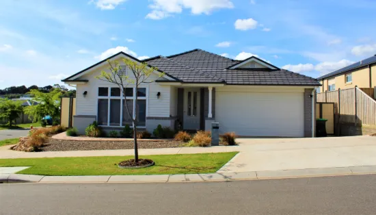 17 Cyathea Street, Drouin, Vic 3818