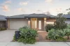 17 Decourcy Way, Armstrong Creek, Vic 3217
