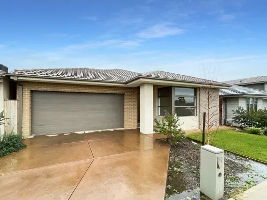 17 Diddley Cl, Cranbourne East, Vic 3977
