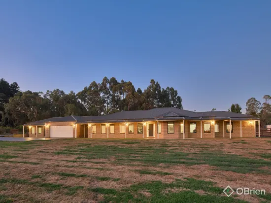 17 Drovers Close, Drouin, Vic 3818