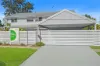 17 Echlin St, Labrador, Qld 4215