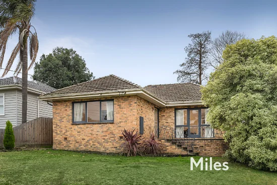17 Elvin Street, Macleod, Vic 3085 - For Rent