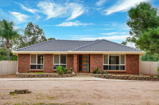 17 Erina Court, Lewiston, SA 5501