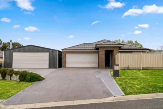 17 Fulford Crescent, Elliminyt, Vic 3250