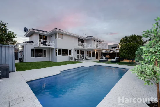 17 Gifford Mews, Currambine, WA 6028