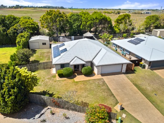 17 Gill Place, Kalkie, Qld 4670