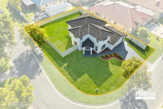 17 Gladebourne Crescent, Victoria Point, Qld 4165