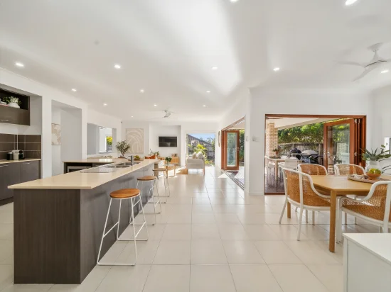 17 Glider Street, North Lakes, Qld 4509