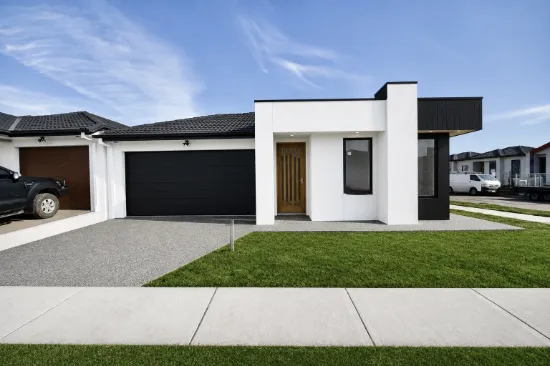 17 Granite Crescent, Fraser Rise, Vic 3336