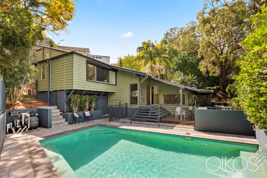 17 Greer Street, Bardon, Qld 4065