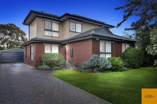 17 Gretel Grove, Melton, Vic 3337 - For Sale