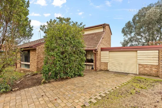 17 Grevillea Crescent, Lake Albert, NSW 2650