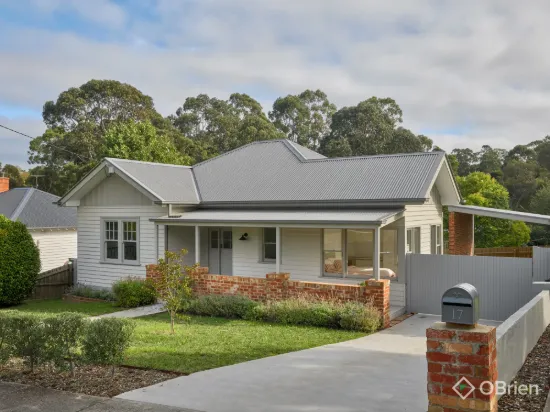17 Hallyburton Grove, Warragul, Vic 3820