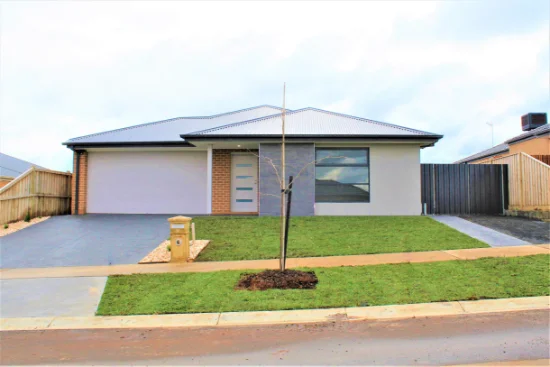 17 Hampton Drive, Warragul, Vic 3820 - For Rent