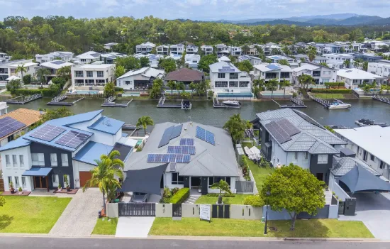 17 Harbourvue Court, Helensvale, Qld 4212