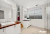 17 Harmon Close, Berwick, Vic 3806-Image