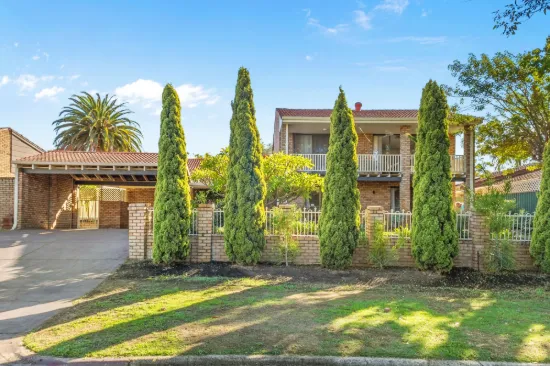 17 Harrington Crescent, Leeming, WA 6149