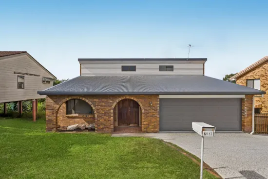 17 Harvest Street, Mansfield, Qld 4122