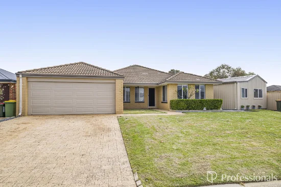 17 Hunt Road, Byford, WA 6122