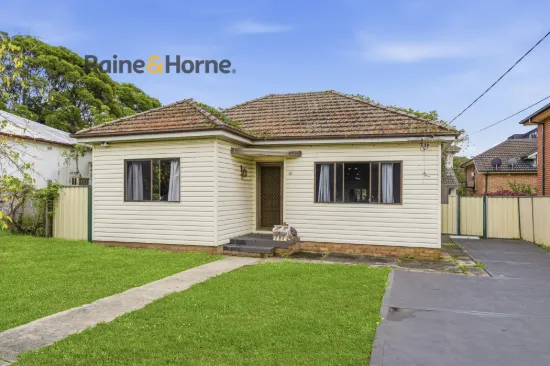 17 Hunter Street, Fairfield, NSW 2165
