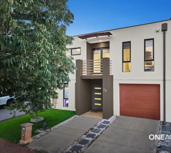 17 Hyde park Terrace, Point Cook, Vic 3030