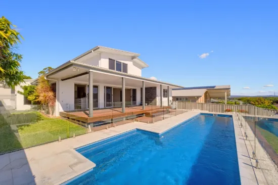 17 Isabella Parade, Forster, NSW 2428