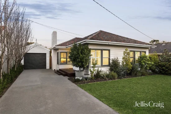 17 Itkeston Street, Herne Hill, Vic 3218