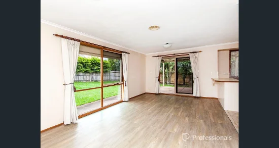 17 Jarryd Crescent, Berwick, Vic 3806