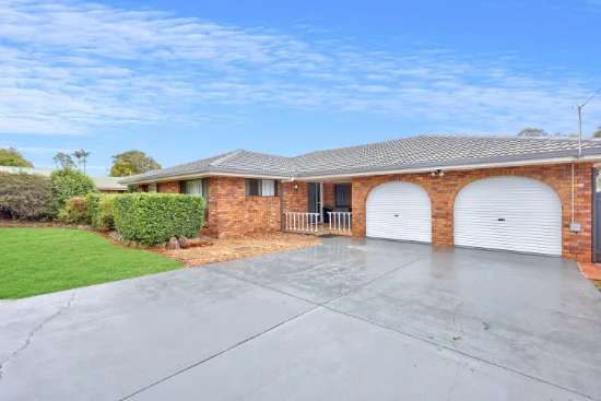 17 Jason Street, Wilsonton Heights, Qld 4350