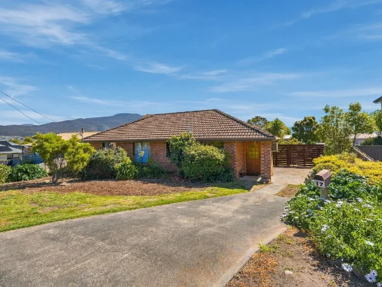 17 Jetty Road, Old Beach, Tas 7017