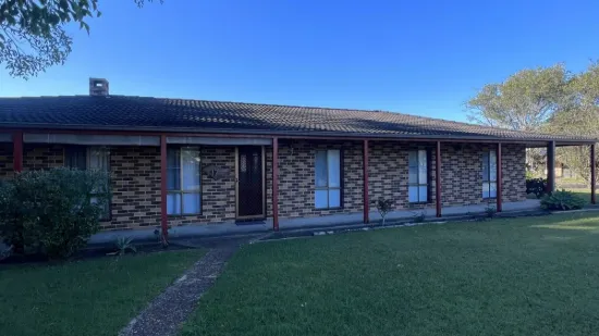 17 Joel Drive, Old Bar, NSW 2430