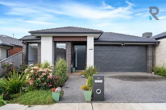 17 Jonathan Street, Greenvale, Vic 3059