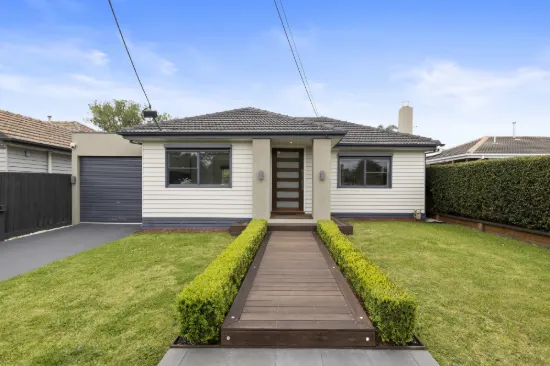 17 Judd Parade, Cheltenham, Vic 3192