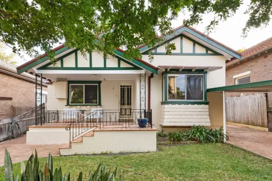17 Julia Street, Ashfield, NSW 2131