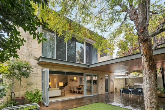 17 Kanimbla Road, Nedlands, WA 6009